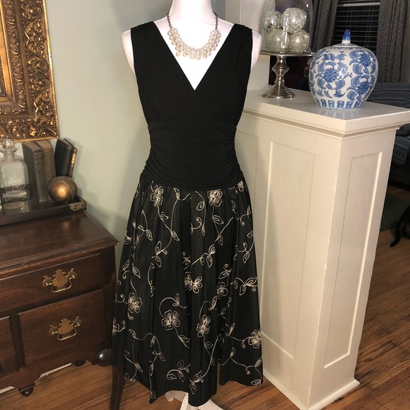S. L. Fashions Dresses & Skirts - Black Date Night Cocktail Dress Full Skirt